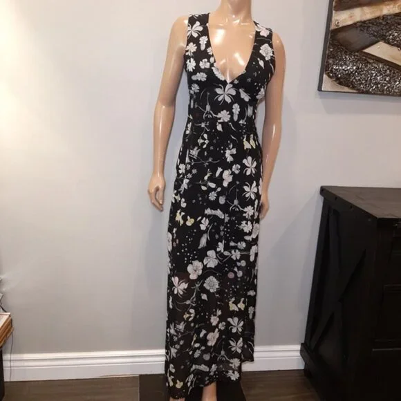 H&M Conscious Floral Maxi Dress Womens Size 8 Black Long Sleeveless Low Vneck - Picture 13 of 13